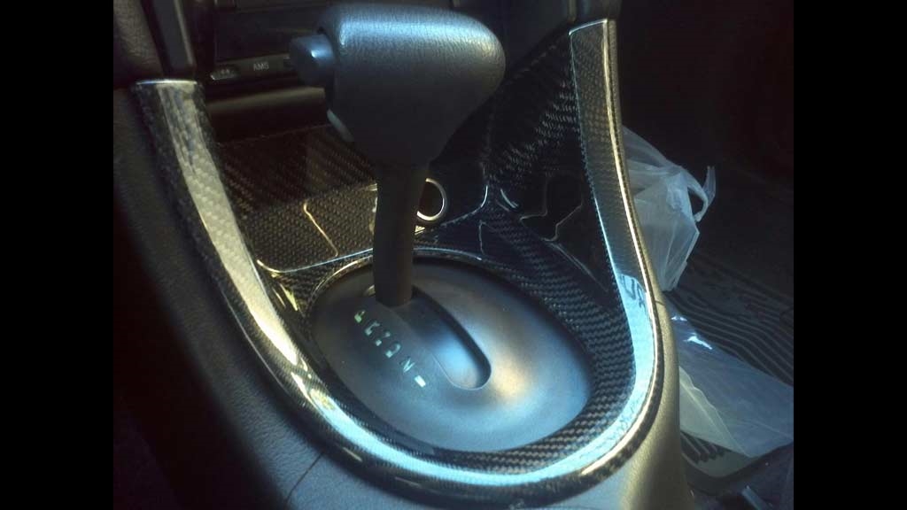 1994-2004 Mustang Carbon Fiber Shifter Bezel - Image 4
