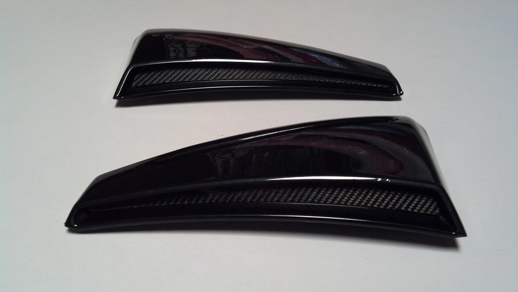 2001-2004 Mustang Carbon Fiber Side Scoop Inserts - Image 5